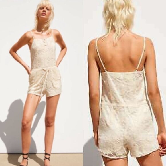 ZARA Women's Ecru Floral Lace Tie Waist Button Spaghetti Strap Romper Medium - Picture 1 of 9